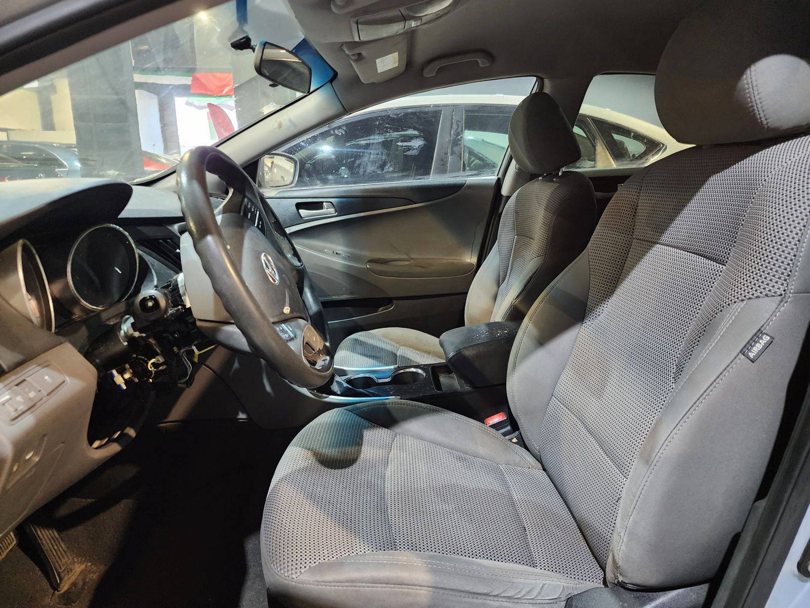 2011 HYUNDAI SONATA — 186970 Miles — Lot 55405034 — Souq - Marhaba Auctions Used Cars - Image 9