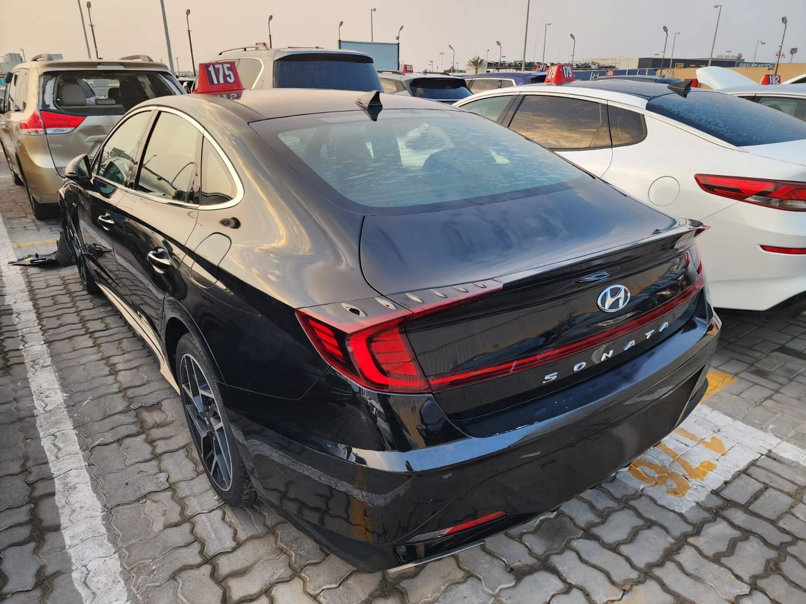 HYUNDAI SONATA 2021 - Marhaba Auction Used Cars - Image 4
