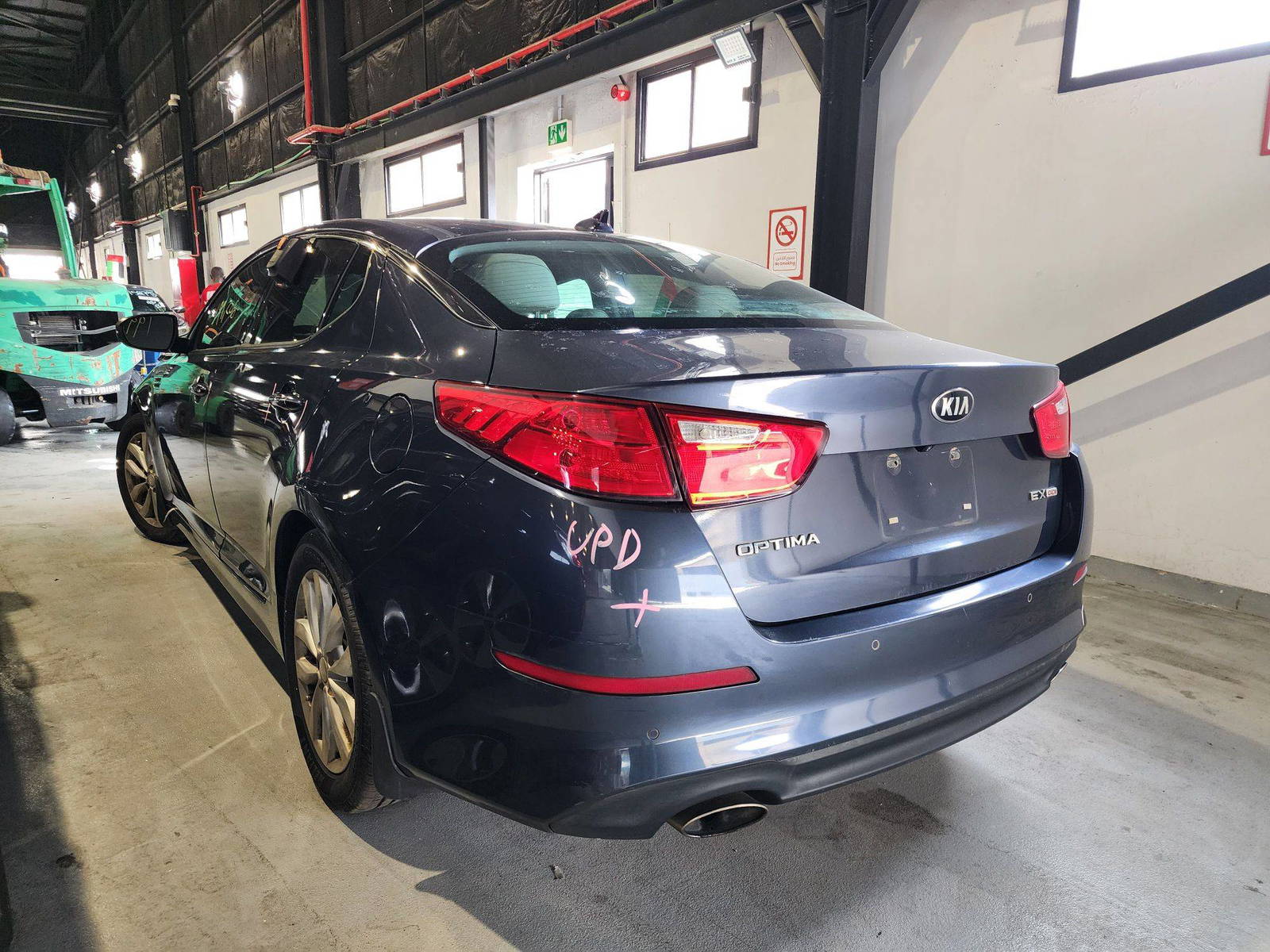 2015 KIA OPTIMA — 199206 Miles — Lot 23692 — Al Quoz - Marhaba Auctions Used Cars - Image 3