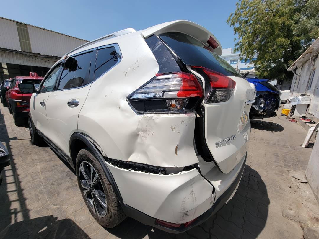 2017 NISSAN ROGUE — 81215 Miles — Lot 7HW380091 — Main - Marhaba Auctions Used Cars - Image 4