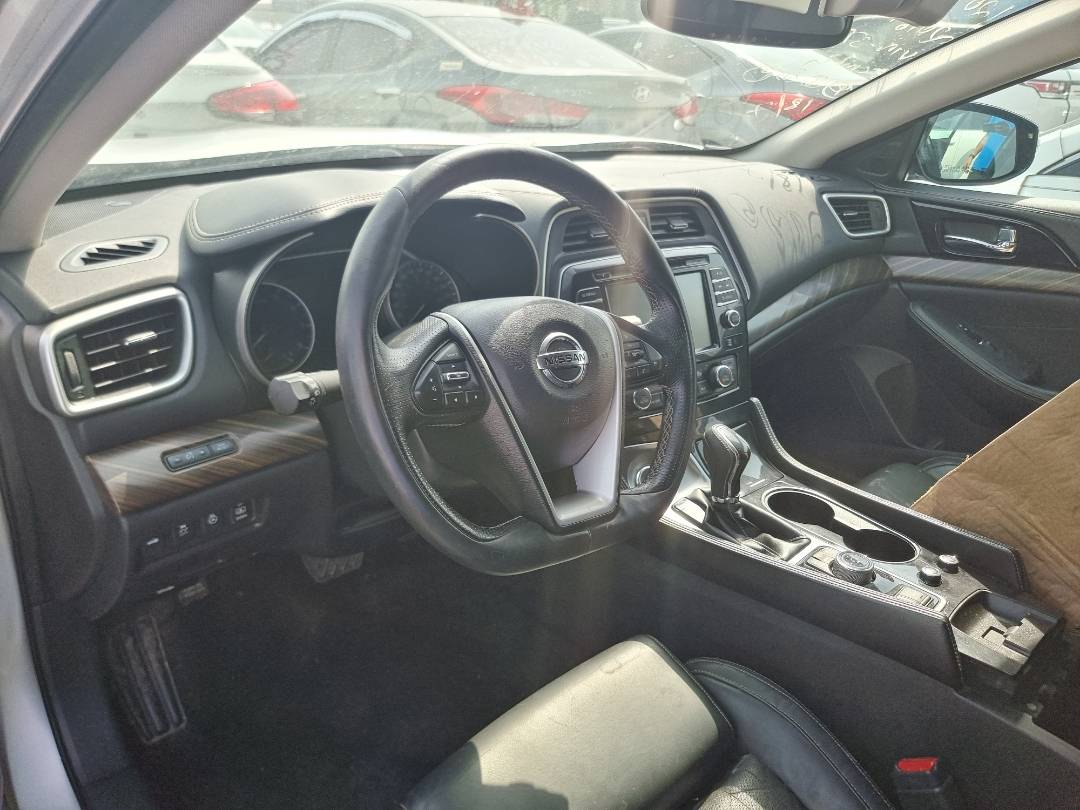 2016 NISSAN MAXIMA — 111420 KM — Lot 215487 — Ind. 12 - Marhaba Auctions Used Cars - Image 6