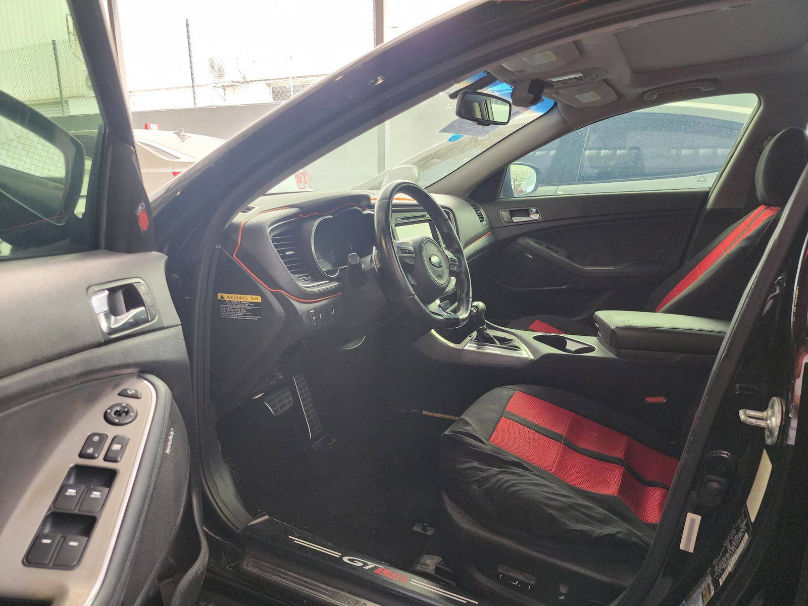 2015 KIA OPTIMA — 158121 Miles — Lot 113586 — Al Quoz - Marhaba Auctions Used Cars - Image 8