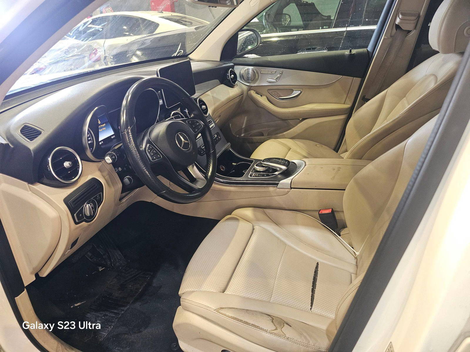 MERCEDES BENZ GLC 350E 2019 - Marhaba Auction Used Cars - Image 8