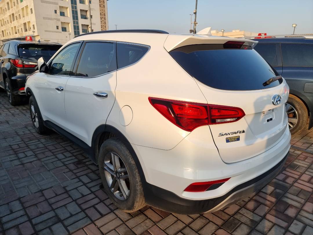 2017 HYUNDAI SANTA FE — 164749 Miles — Lot 215487 — Ind. 12 - Marhaba Auctions Used Cars - Image 4