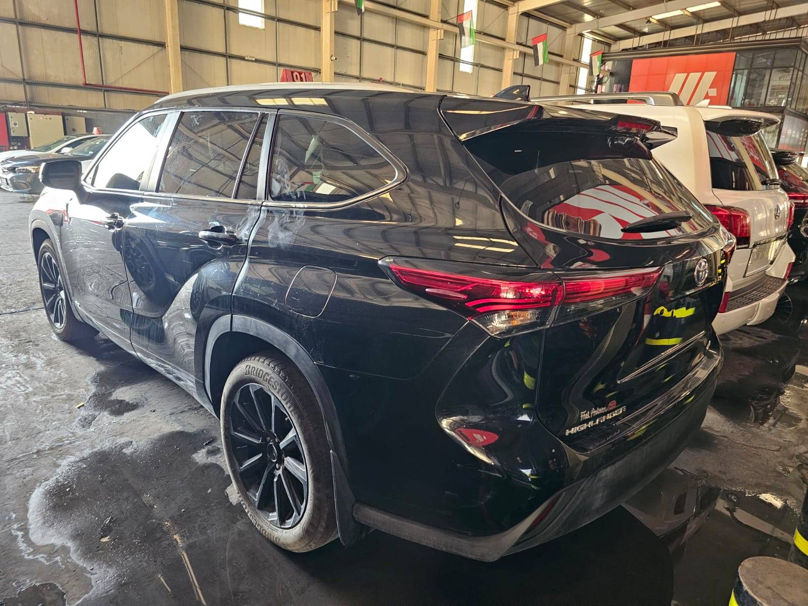 2023 TOYOTA GRAND HIGHLANDER — 18678 Miles — Lot PS599395 — Main - Marhaba Auctions Used Cars - Image 6