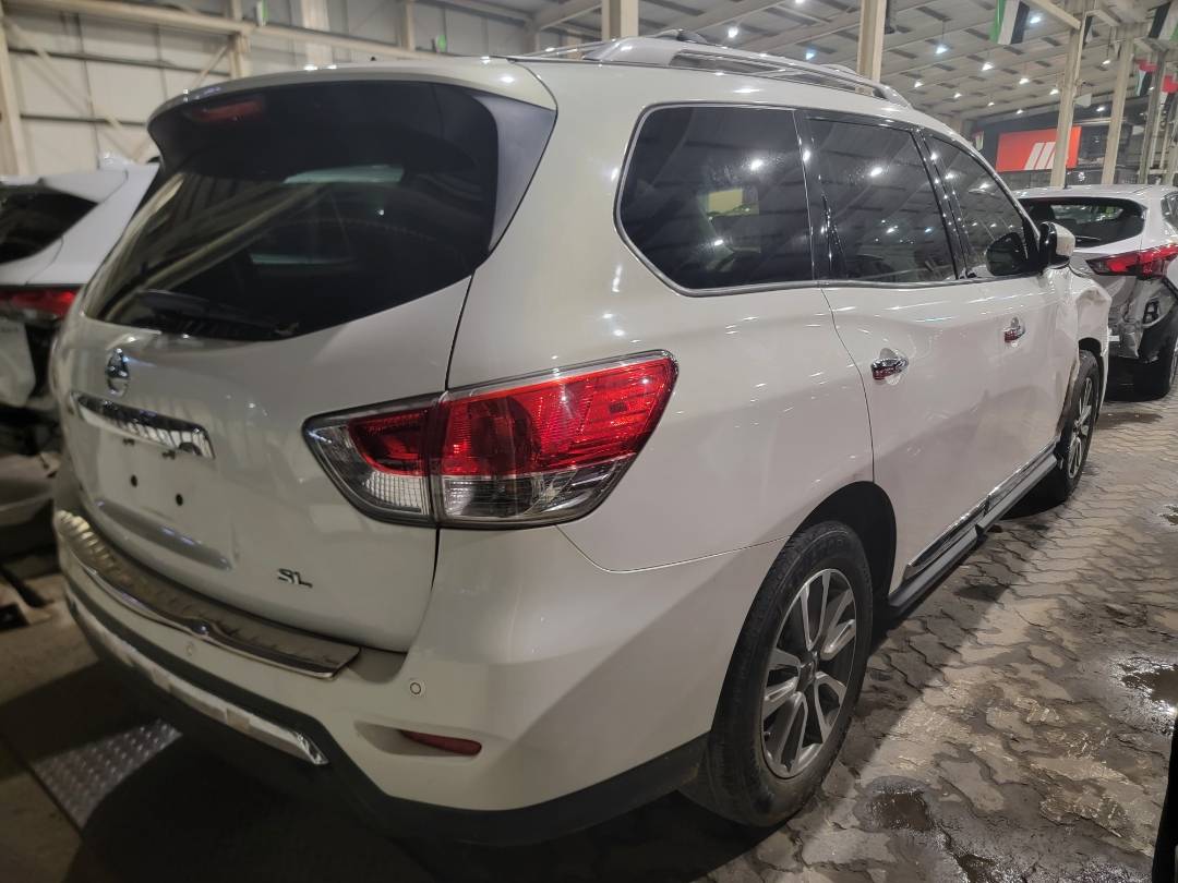 2014 NISSAN PATHFINDER — 158359 Miles — Lot 77533113 - Marhaba Auctions Used Cars - Image 4