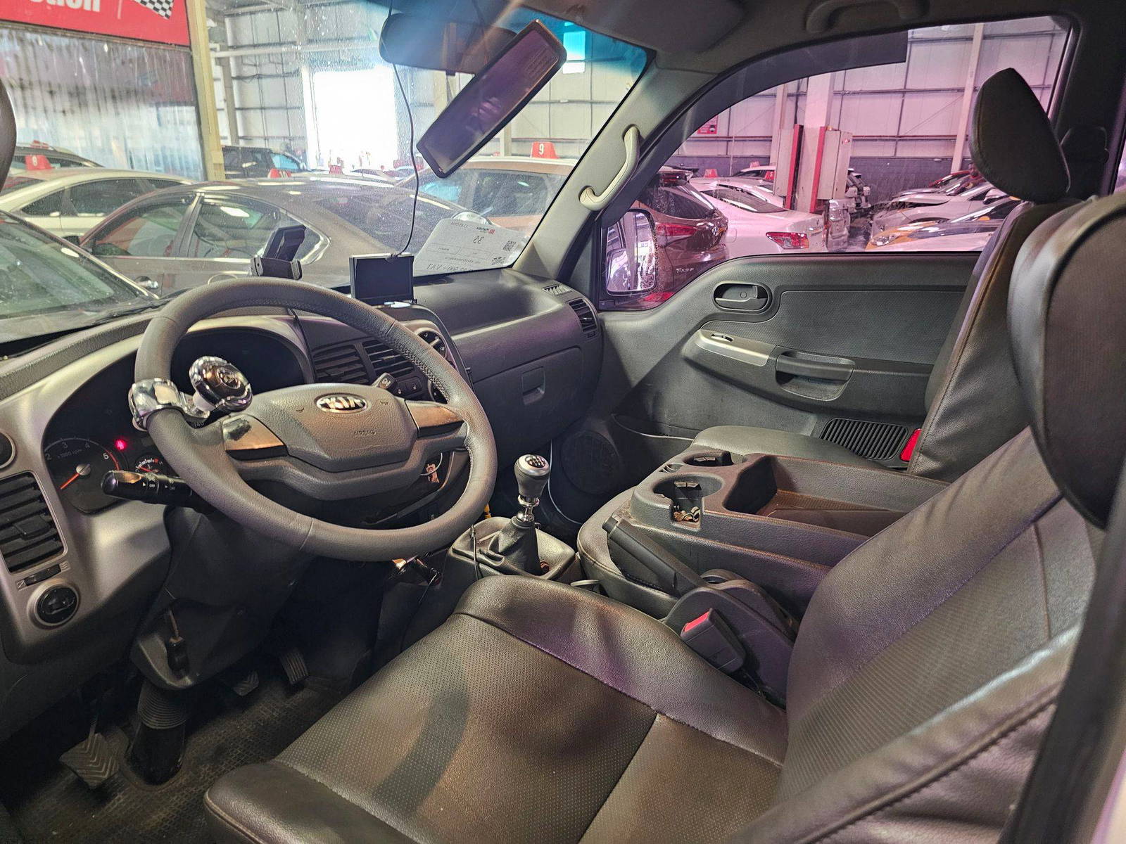 KIA BONGO 3 2016 - Marhaba Auction Used Cars - Image 6
