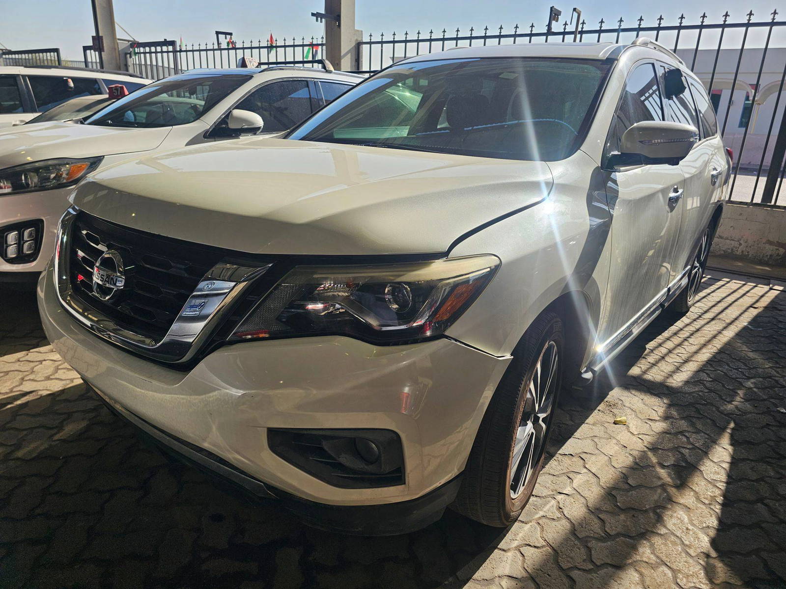 NISSAN PATHFINDER 2017 - Marhaba Auction Used Cars - Image 4