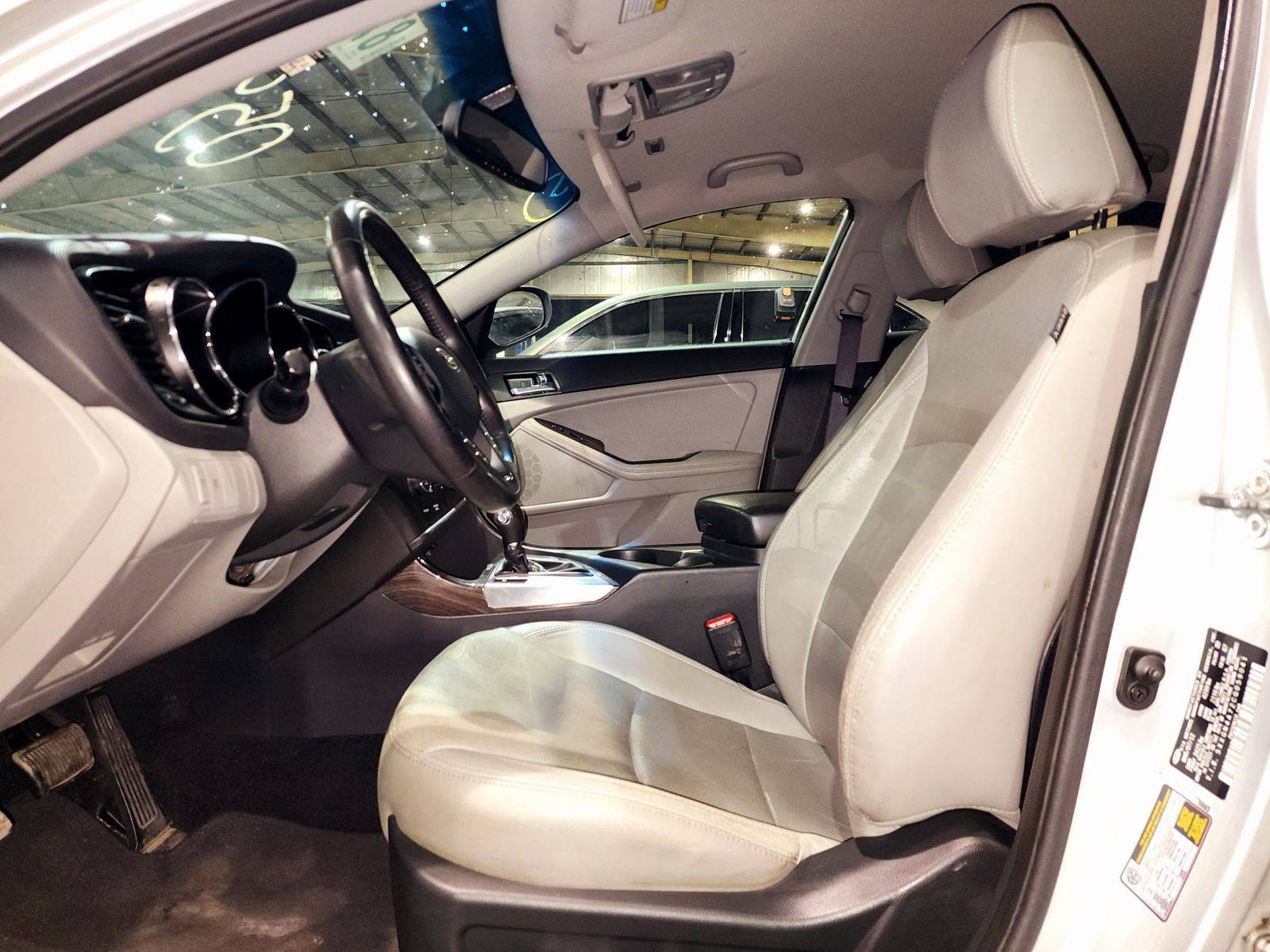 2012 KIA OPTIMA — 135324 Miles — Lot 87892785 — Souq - Marhaba Auctions Used Cars - Image 8
