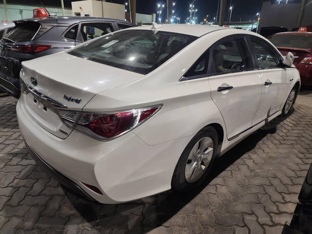 2013 HYUNDAI SONATA — 173216 Miles — Lot 80264573 - Marhaba Auctions Used Cars - Image 9