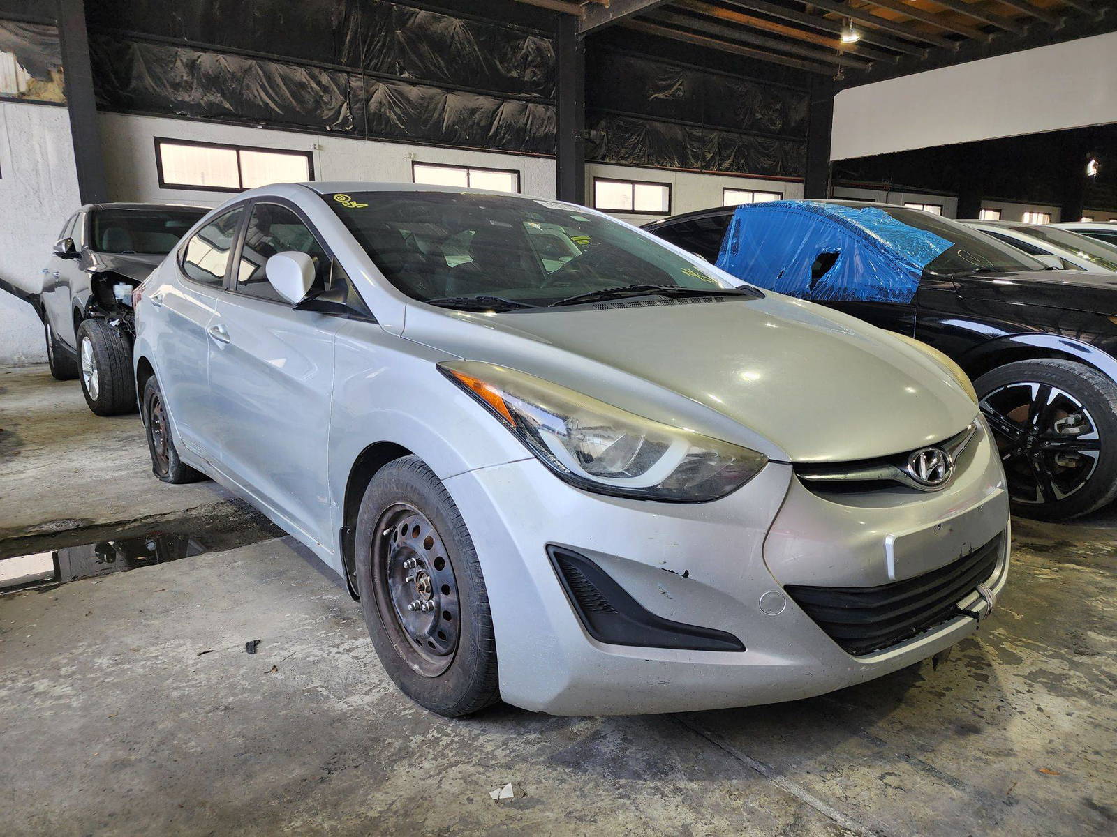 2016 HYUNDAI ELANTRA — 177715 Miles — Lot 741478 — Al Quoz - Marhaba Auctions Used Cars - Image 3