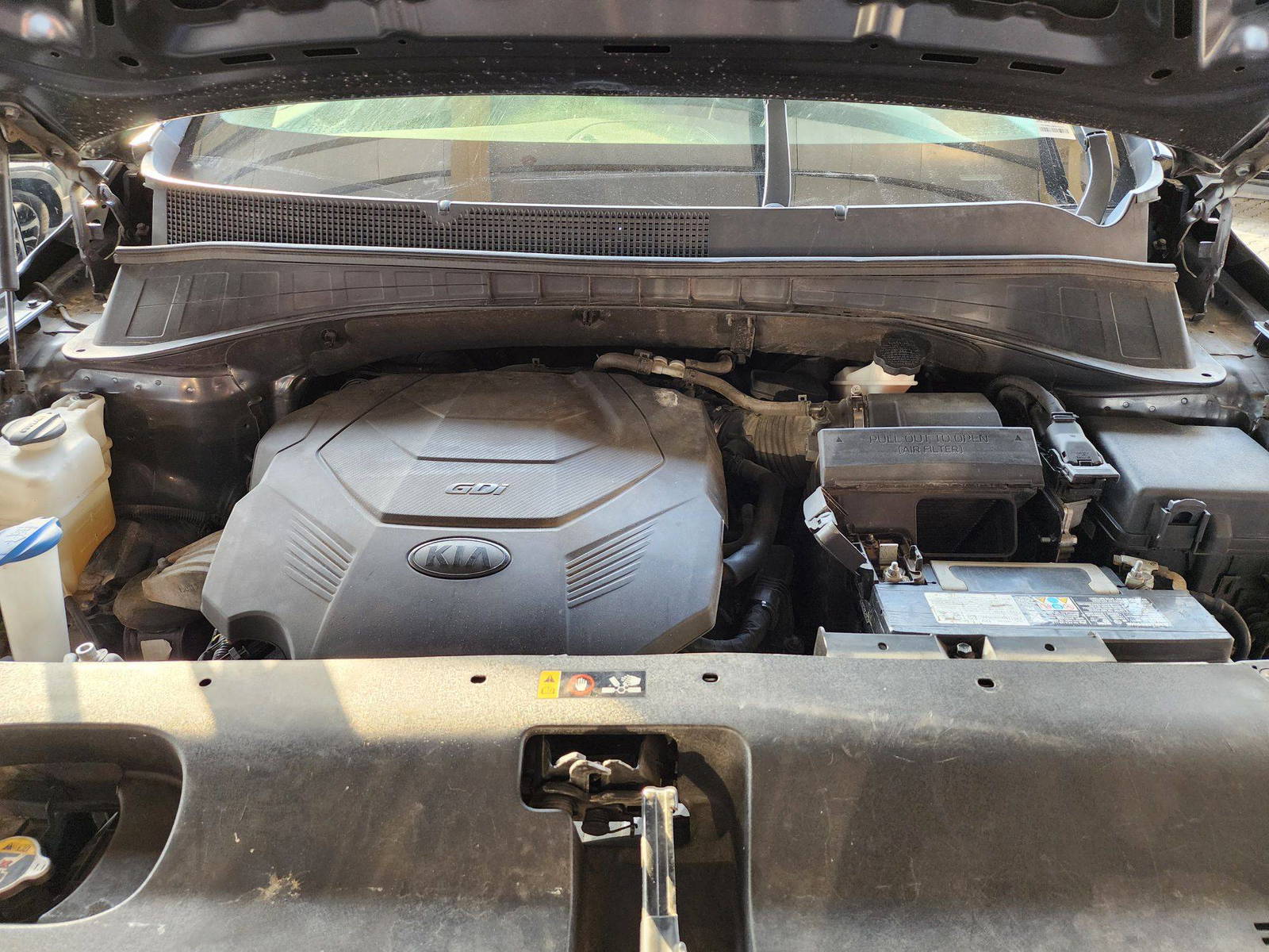 2019 KIA SORENTO — 117268 Miles — Lot 34711 — Souq - Marhaba Auctions Used Cars - Image 12