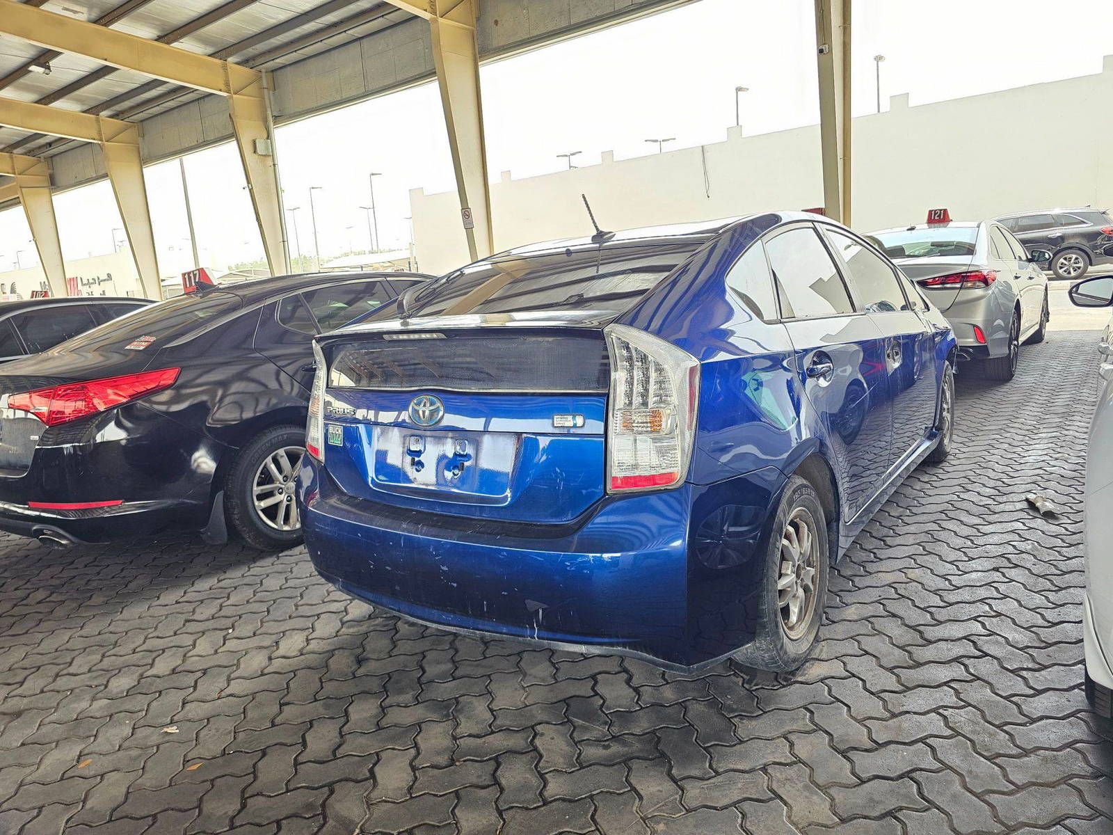 2010 TOYOTA PRIUS — 172755 Miles — Lot A0080217 — Ind. 12 - Marhaba Auctions Used Cars - Image 3