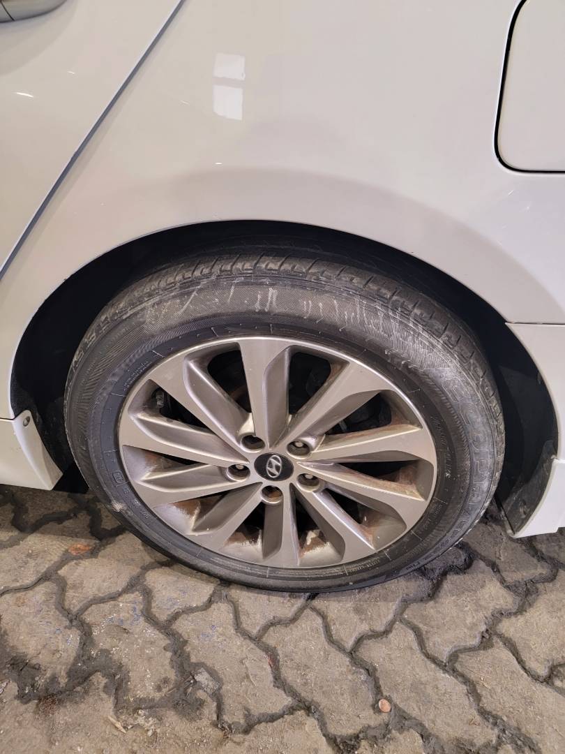 2015 HYUNDAI SONATA — 161717 Miles — Lot FH216772 — Main - Marhaba Auctions Used Cars - Image 9
