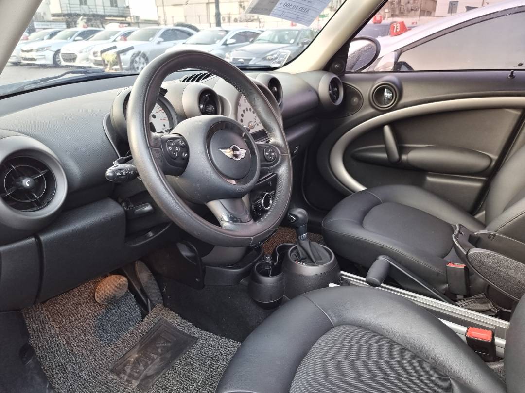 2011 MINI COOPER COUNTRYMAN — 96072 KM — Lot M01199 — Ind. 12 - Marhaba Auctions Used Cars - Image 8