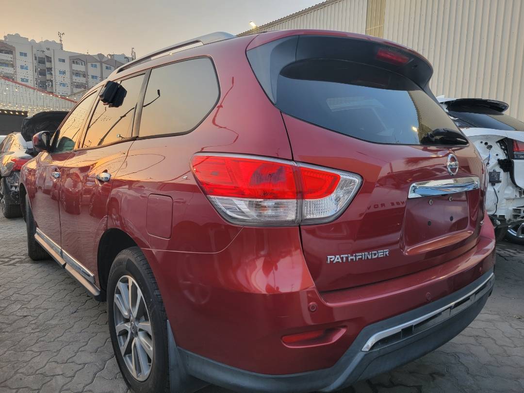 2013 NISSAN PATHFINDER — 201991 KM — Lot 819909 — Main - Marhaba Auctions Used Cars - Image 3