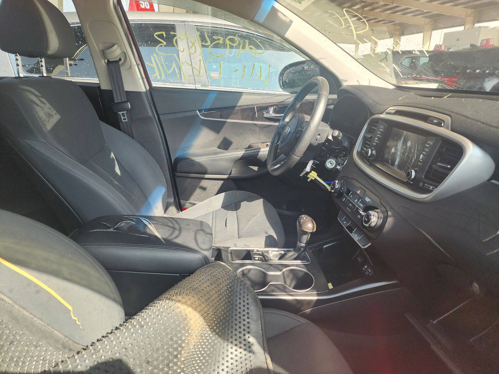 2018 KIA SORENTO — Lot 64954853 - Marhaba Auctions Used Cars - Image 9