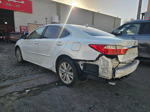 2013 LEXUS ES 350 at Marhaba Auctions