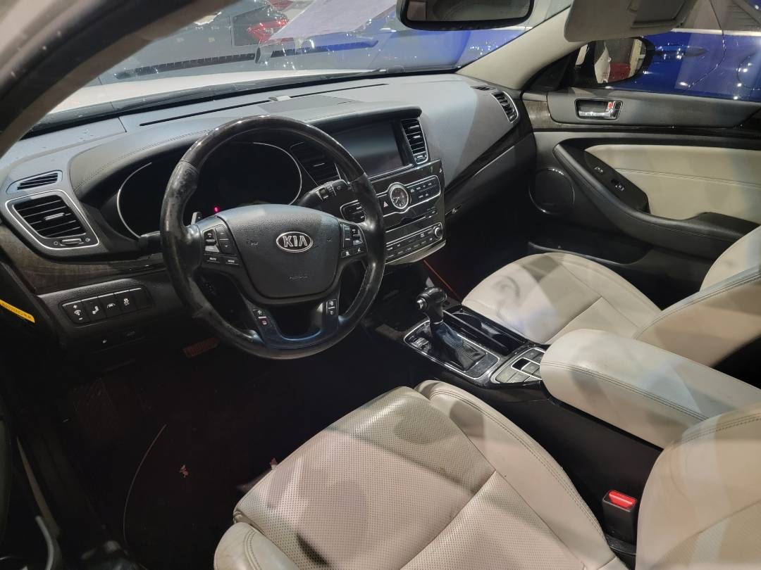 2014 KIA CADENZA — 164612 Miles — Lot 148948 — Main - Marhaba Auctions Used Cars - Image 8