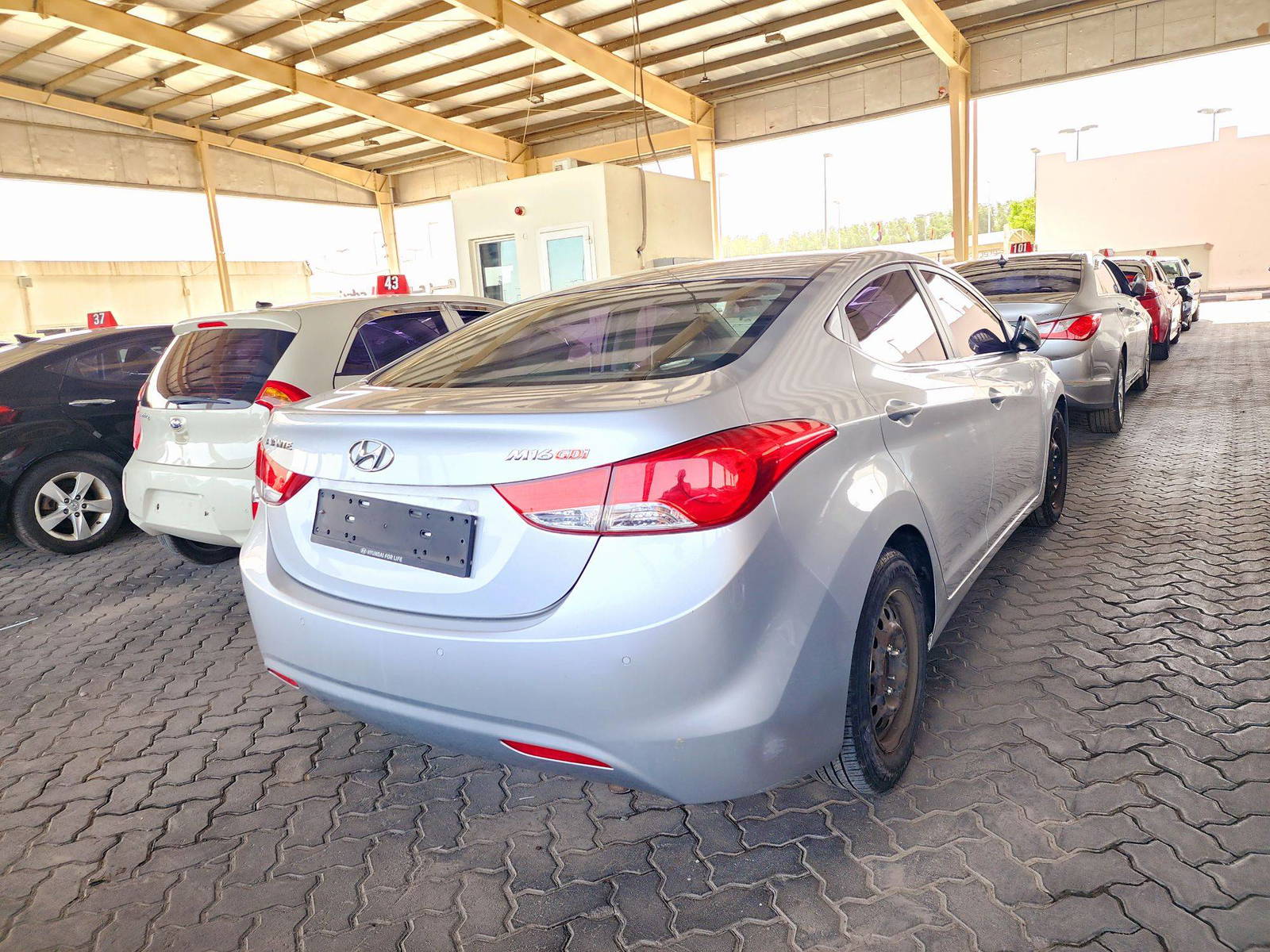 2012 HYUNDAI AVANTE — 164912 KM — Lot 190308 — Souq - Marhaba Auctions Used Cars - Image 3