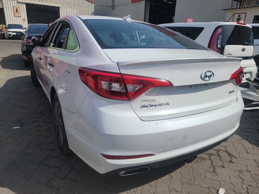 2016 HYUNDAI SONATA — 85942 Miles — Lot F5GH367920 — Main - Marhaba Auctions Used Cars - Image 4