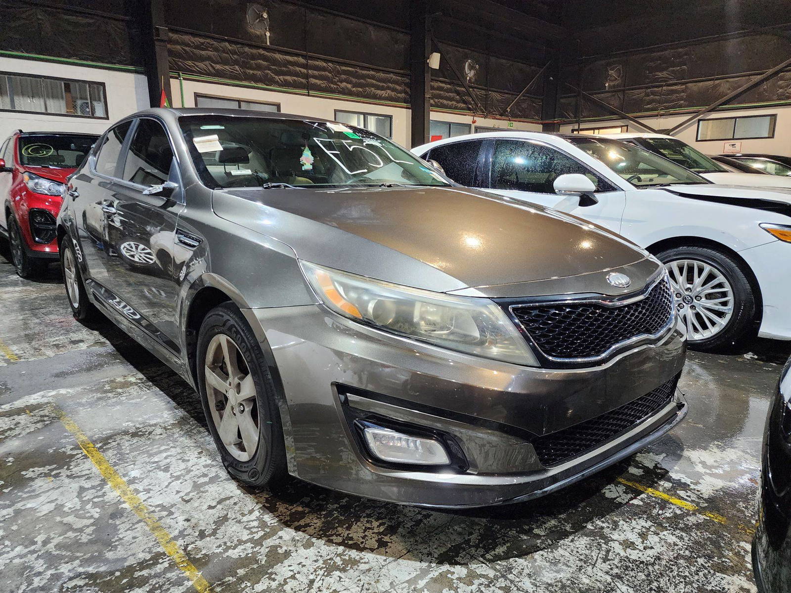 2014 KIA OPTIMA — 187459 Miles — Lot 5717647 — Al Quoz - Marhaba Auctions Used Cars - Image 4