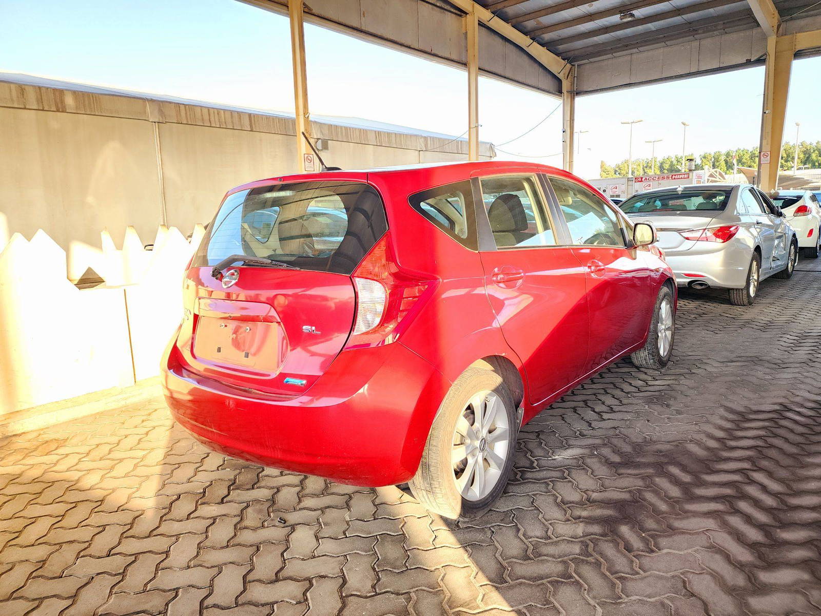 2014 NISSAN VERSA NOTE — 147010 Miles — Lot 40788631 — Souq - Marhaba Auctions Used Cars - Image 4