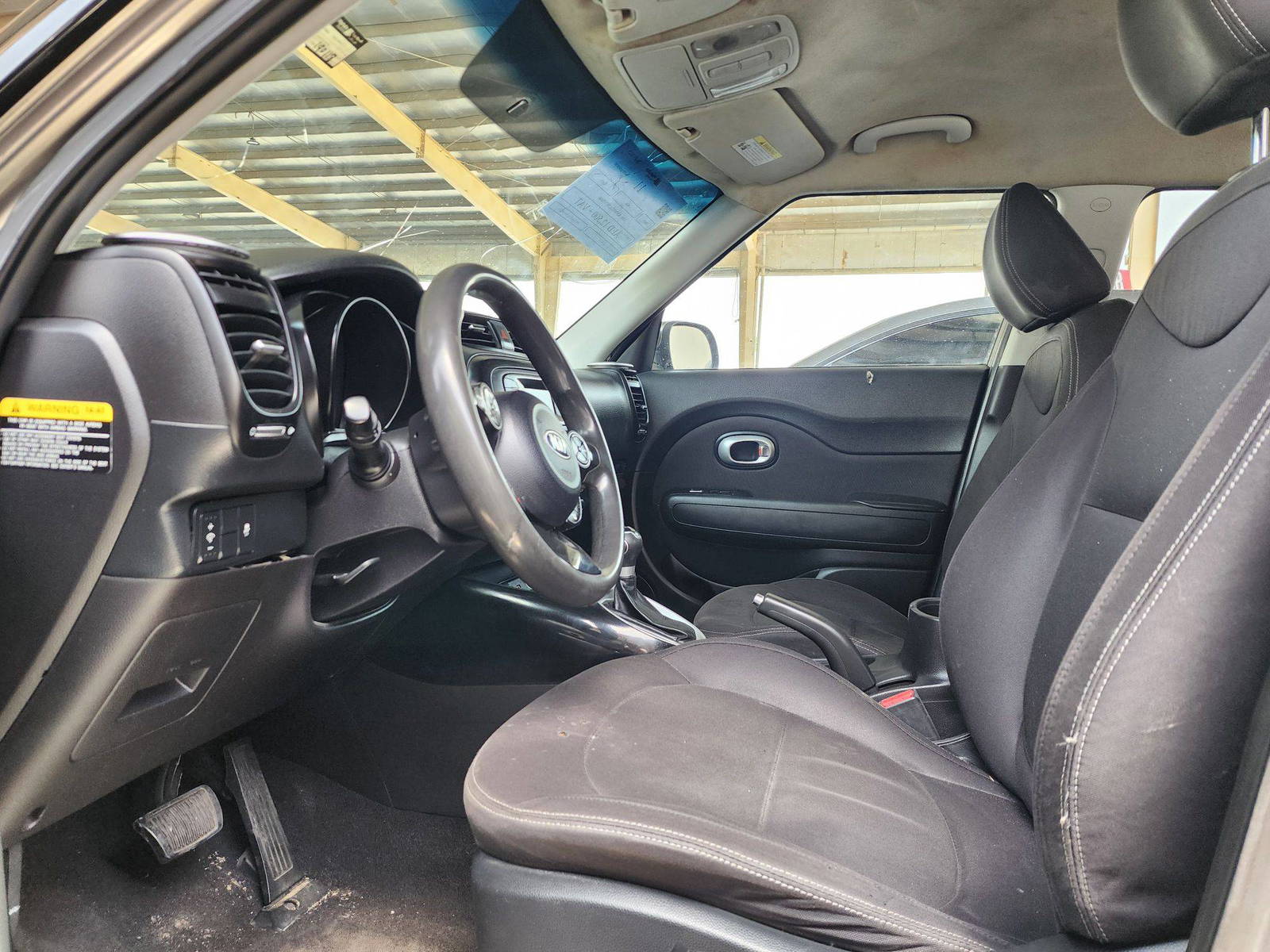 2015 KIA SOUL — 190118 Miles — Lot 25F7173546 — Souq - Marhaba Auctions Used Cars - Image 8