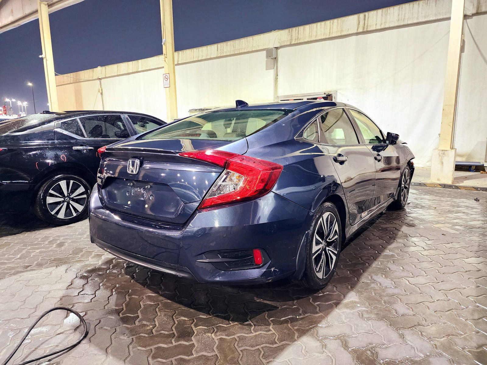 2018 HONDA CIVIC — 112137 Miles — Lot 78430004 — Souq - Marhaba Auctions Used Cars - Image 3