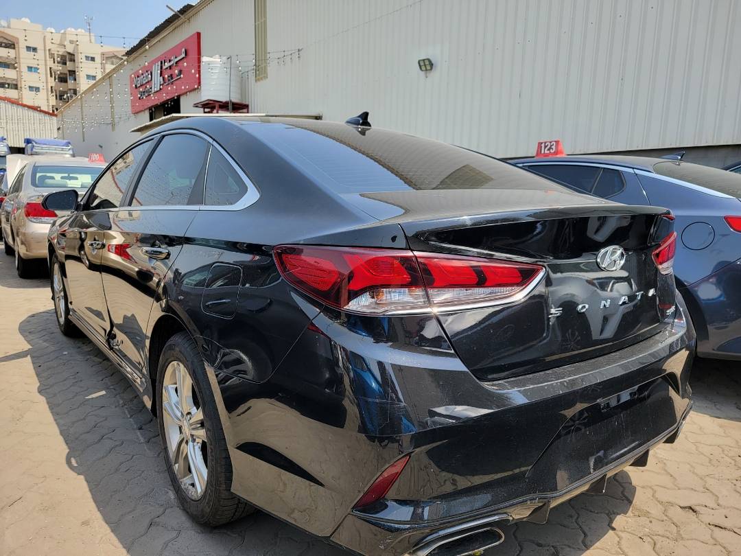 2019 HYUNDAI SONATA — 171851 KM — Lot 1279 — Souq - Marhaba Auctions Used Cars - Image 3