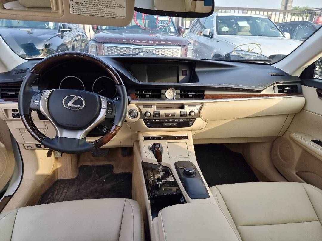 2013 LEXUS ES 350 — 100065 Miles — Lot 125478 — Ind. 12 - Marhaba Auctions Used Cars - Image 8