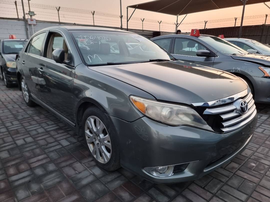 2011 TOYOTA AVALON — 207337 Miles — Lot 125487 — Ind. 12 - Marhaba Auctions Used Cars - Image 3