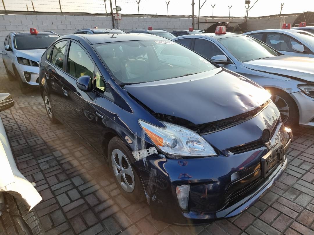 2015 TOYOTA PRIUS — 181951 Miles — Lot 1912495 — Main - Marhaba Auctions Used Cars - Image 5