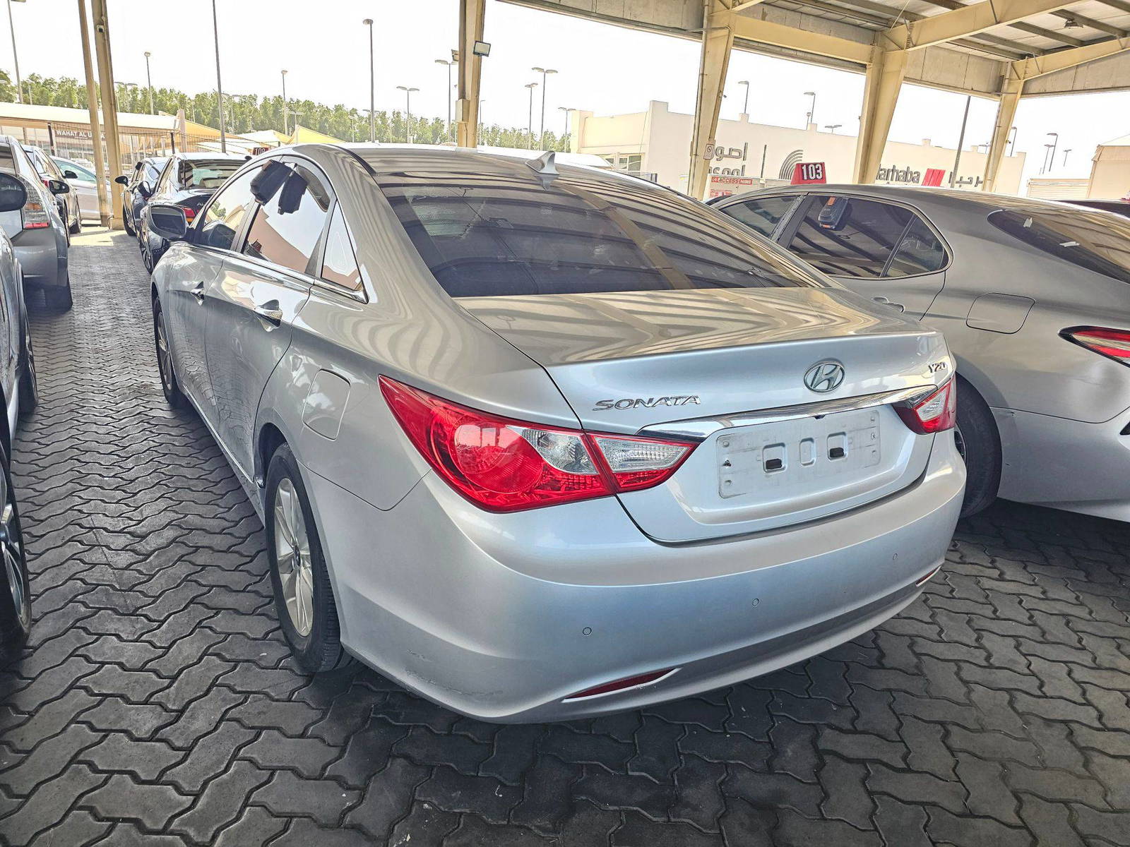 HYUNDAI SONATA 2011 - Marhaba Auction Used Cars - Image 5