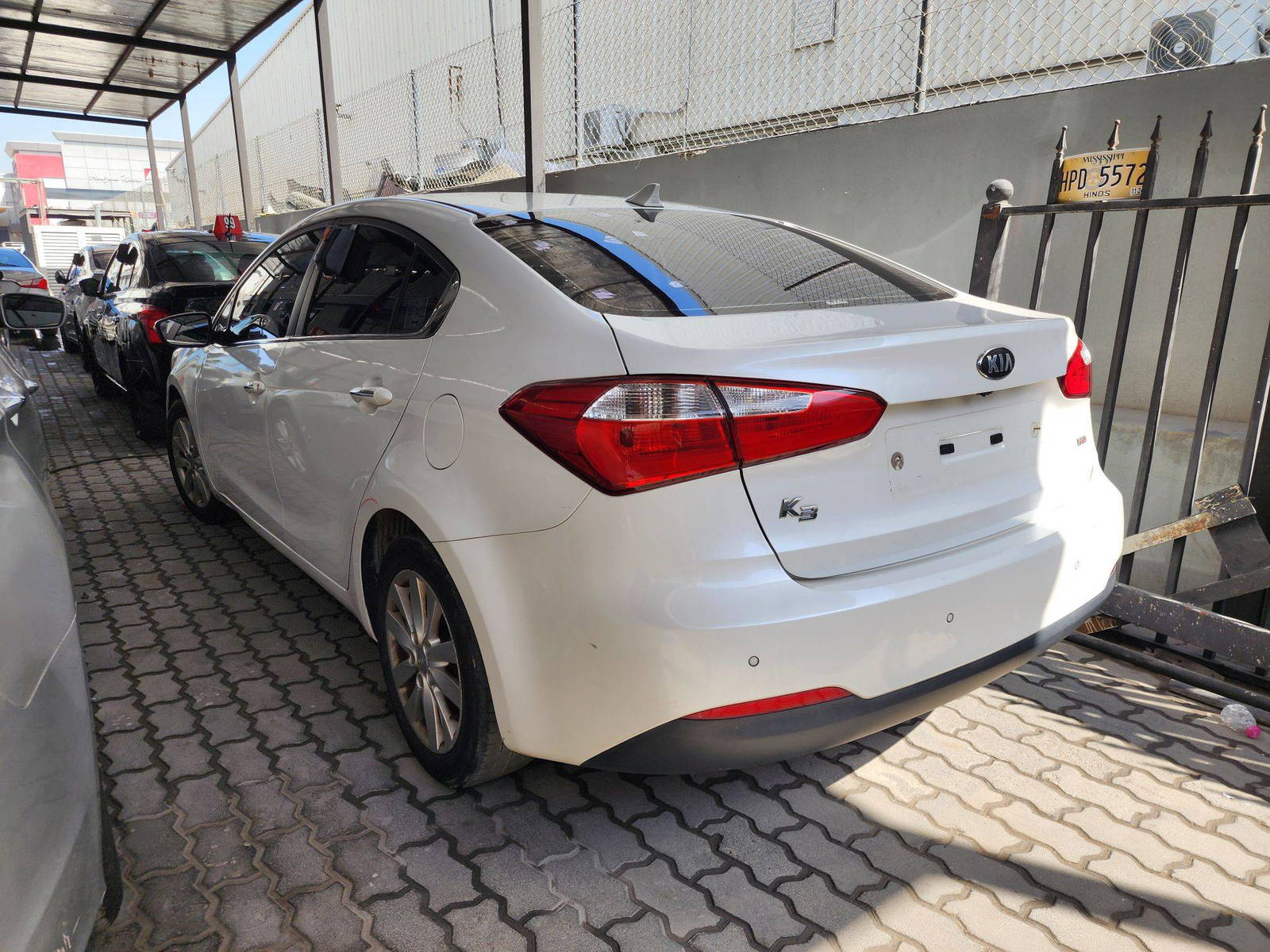 2013 KIA K3 — 243953 KM — Lot 818363 — Al Quoz - Marhaba Auctions Used Cars - Image 4