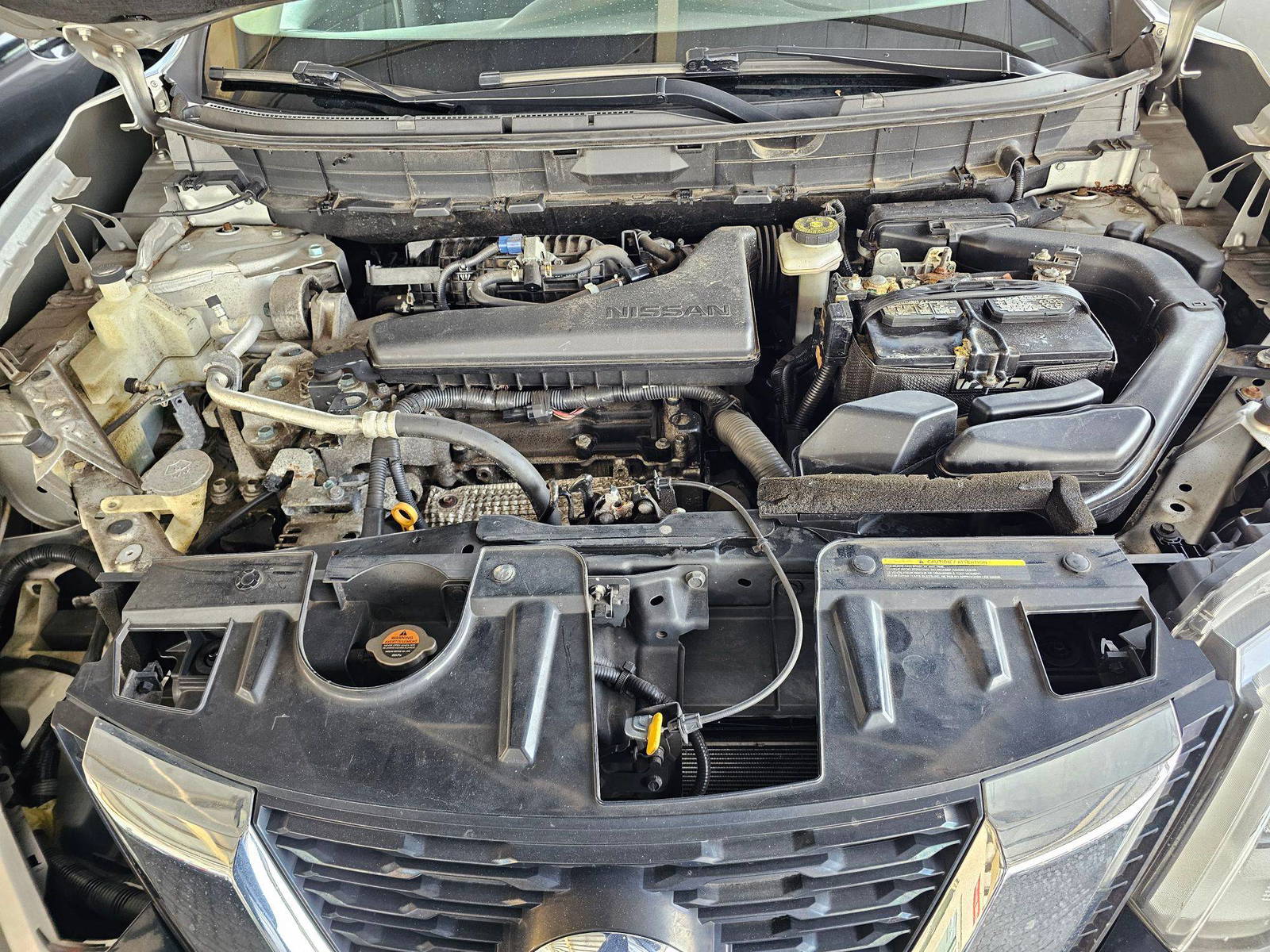 NISSAN ROGUE 2017 - Marhaba Auction Used Cars - Image 12