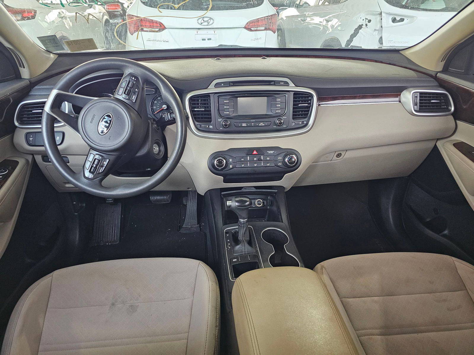 2017 KIA SORENTO — 153448 Miles — Lot 40517 — Souq - Marhaba Auctions Used Cars - Image 6