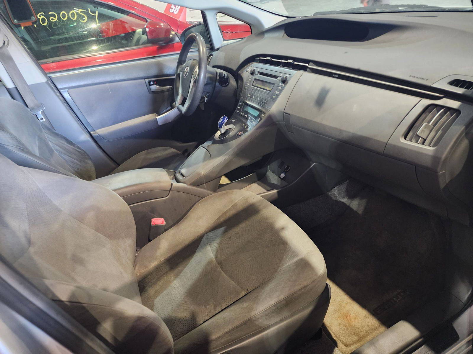 2010 TOYOTA PRIUS — 210640 Miles — Lot 50606 — Al Quoz - Marhaba Auctions Used Cars - Image 9