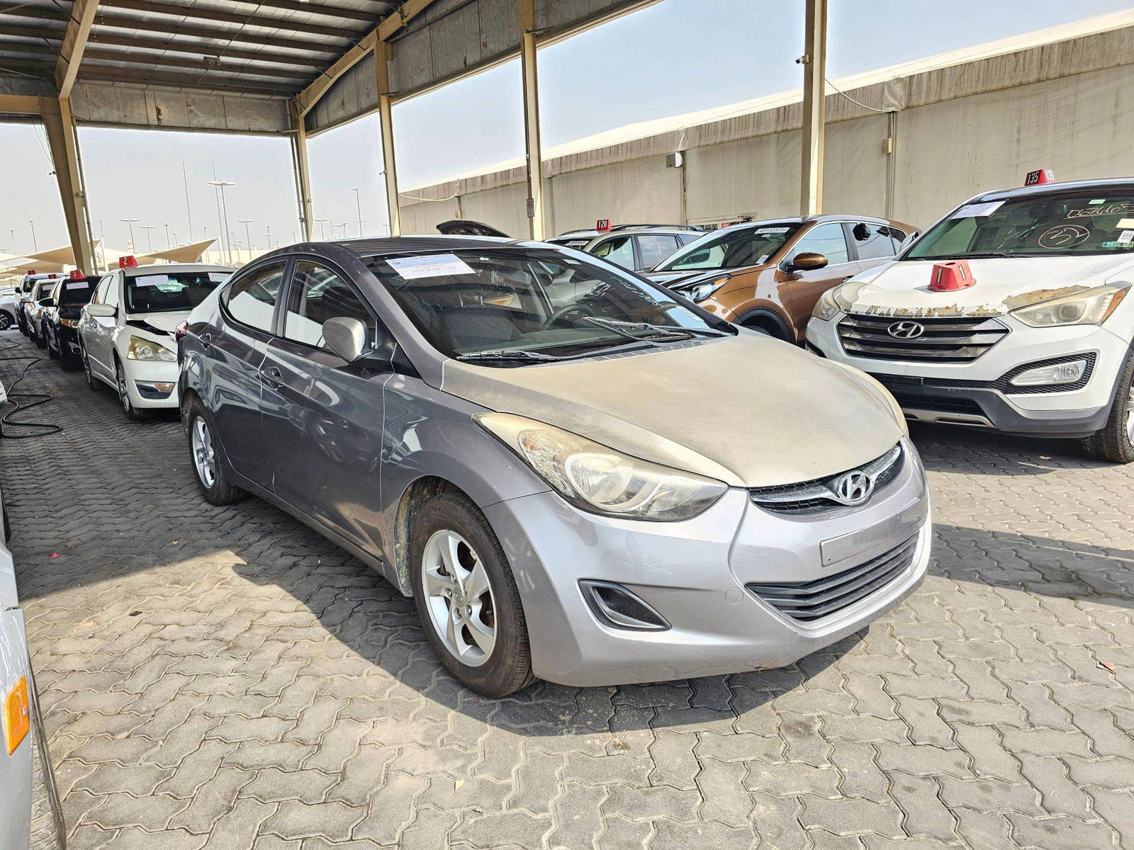 2011 HYUNDAI AVANTE — 175988 KM — Lot 145550 — Ind. 12 - Marhaba Auctions Used Cars - Image 4