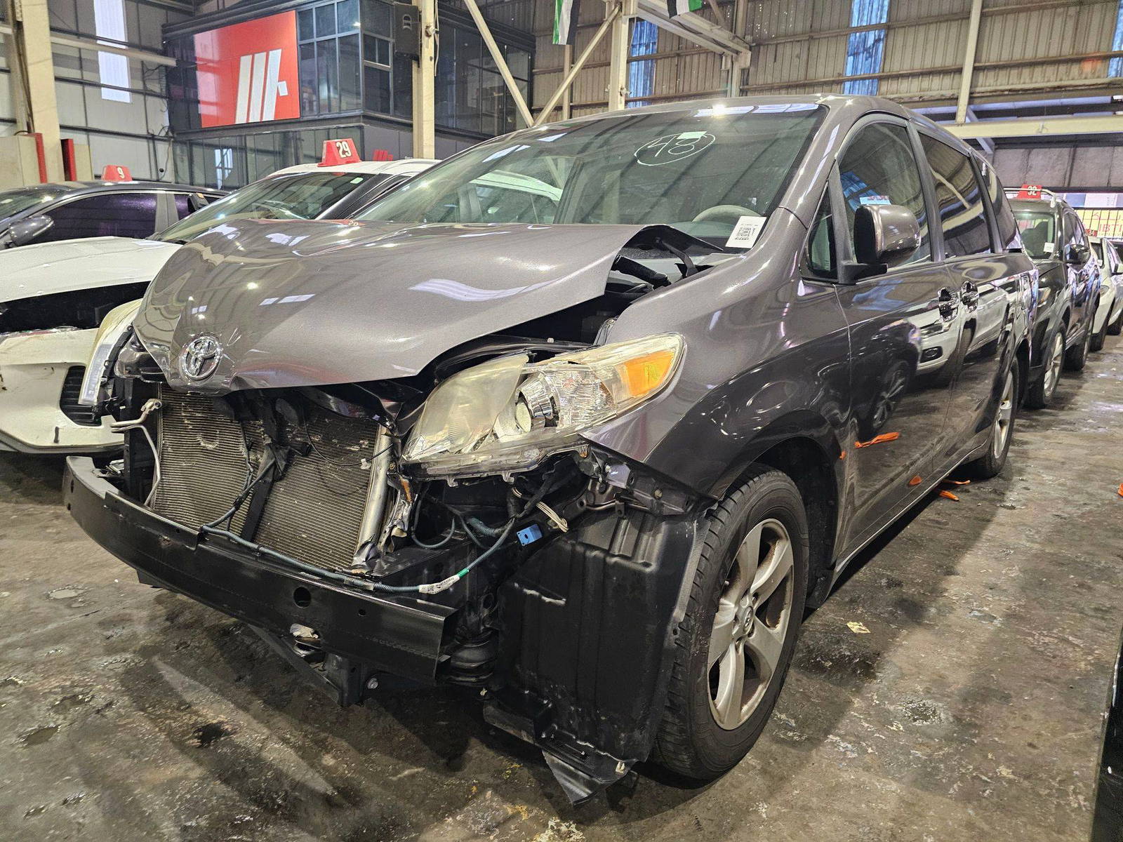 2013 TOYOTA SIENNA — 210764 Miles — Lot 71009495 — Main - Marhaba Auctions Used Cars - Image 5