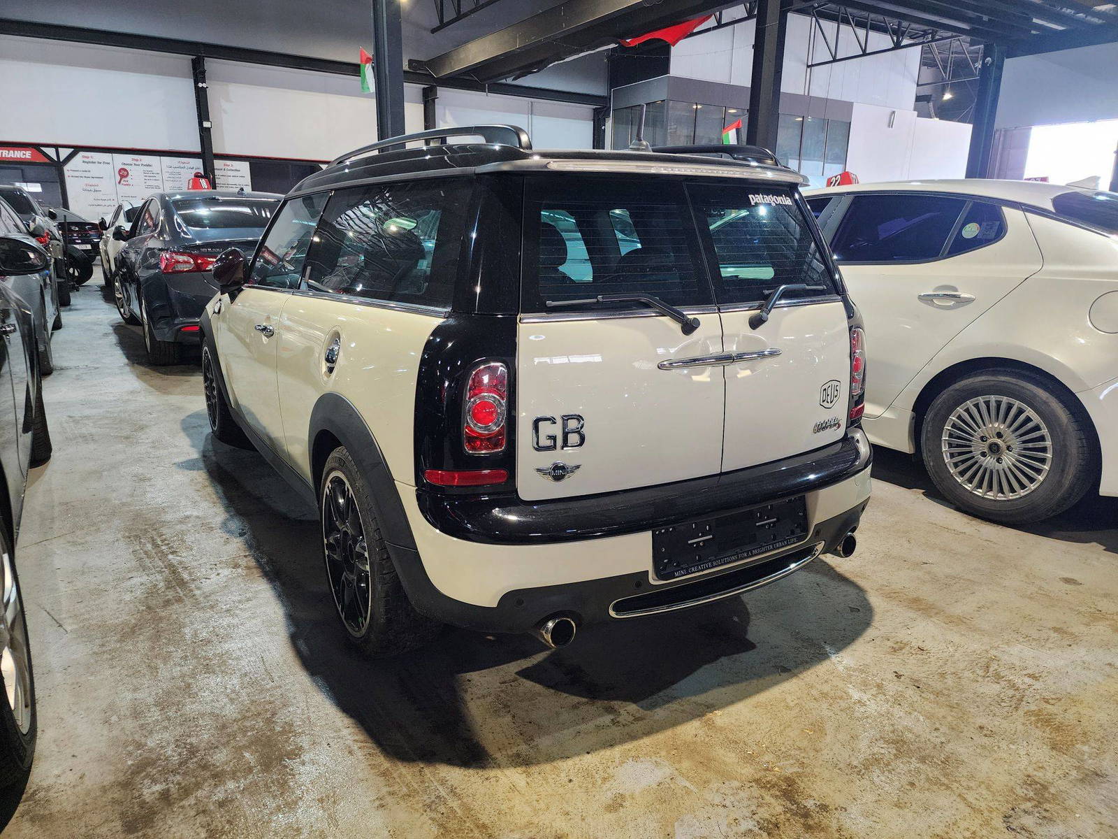 MINI COOPER CLUBMAN 2011 - Marhaba Auction Used Cars - Image 4