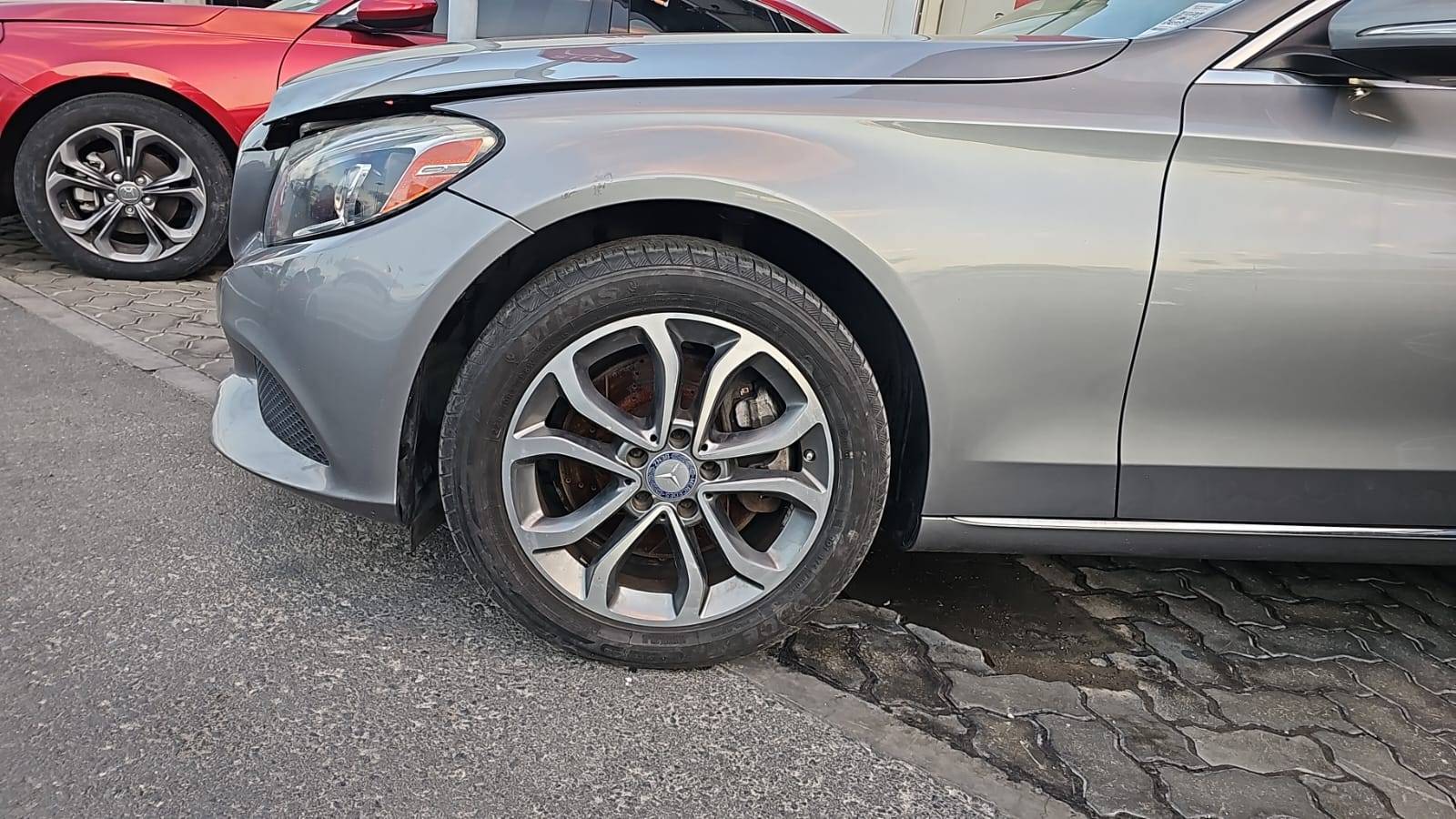 2015 MERCEDES BENZ C300 — 147417 Miles — Lot 3401125 — Main - Marhaba Auctions Used Cars - Image 4