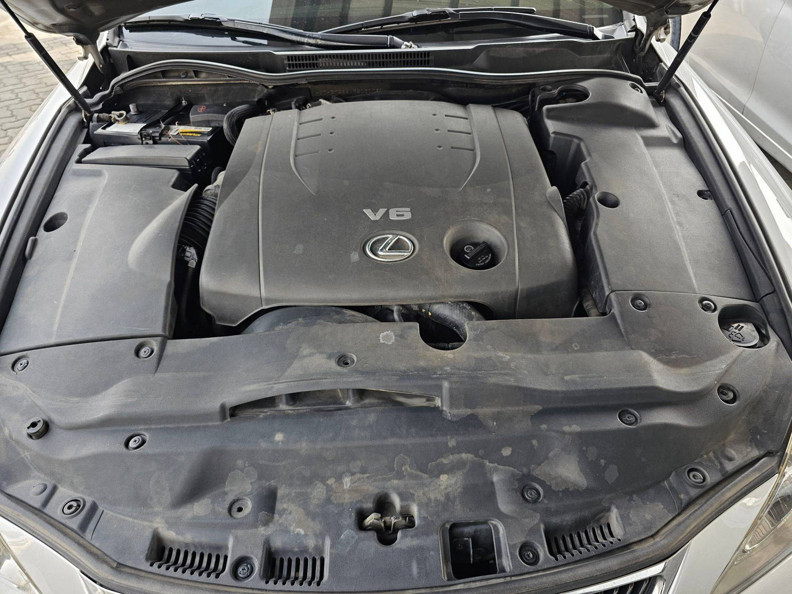 2007 LEXUS IS 250 — 243987 KM — Lot 030760 — Ind. 12 - Marhaba Auctions Used Cars - Image 11