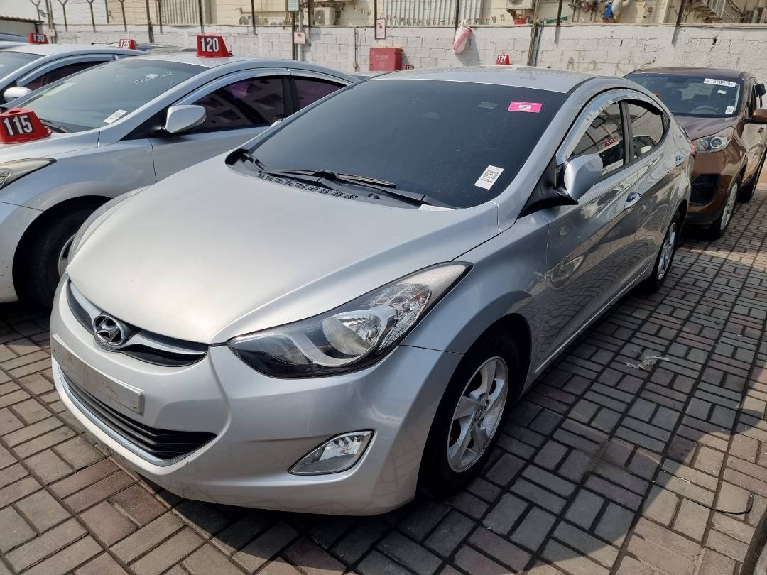 2011 HYUNDAI AVANTE — 126030 KM — Lot 124587 — Ind. 12 - Marhaba Auctions Used Cars - Image 3