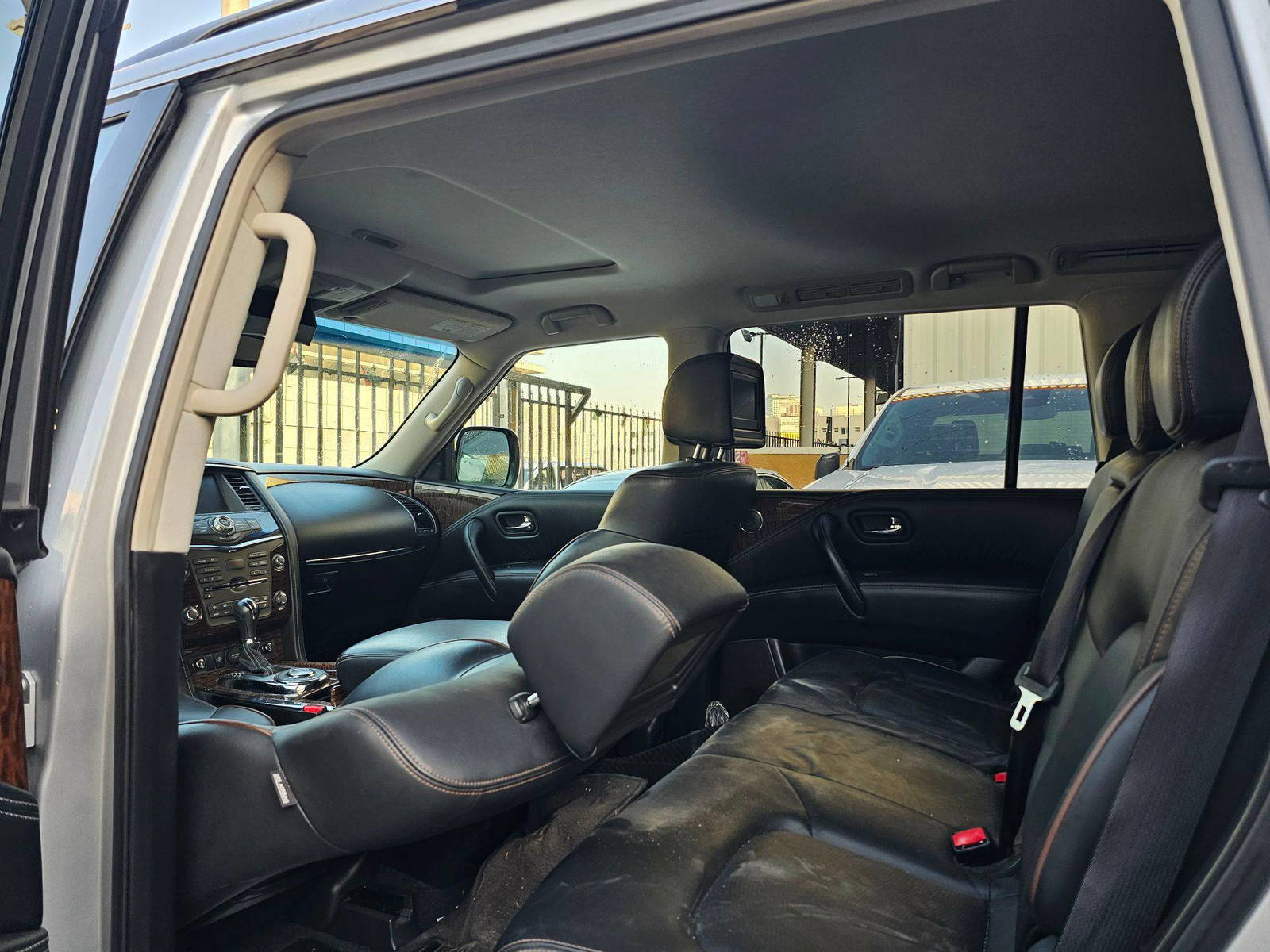 2017 NISSAN ARMADA — 124625 Miles — Lot 9008519 — Al Sajaa - Marhaba Auctions Used Cars - Image 7