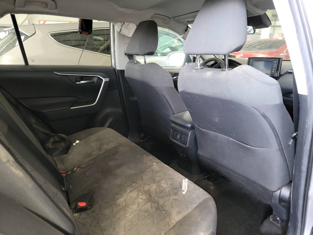 2020 TOYOTA RAV4 — 95526 Miles — Lot LC047371 - Marhaba Auctions Used Cars - Image 5