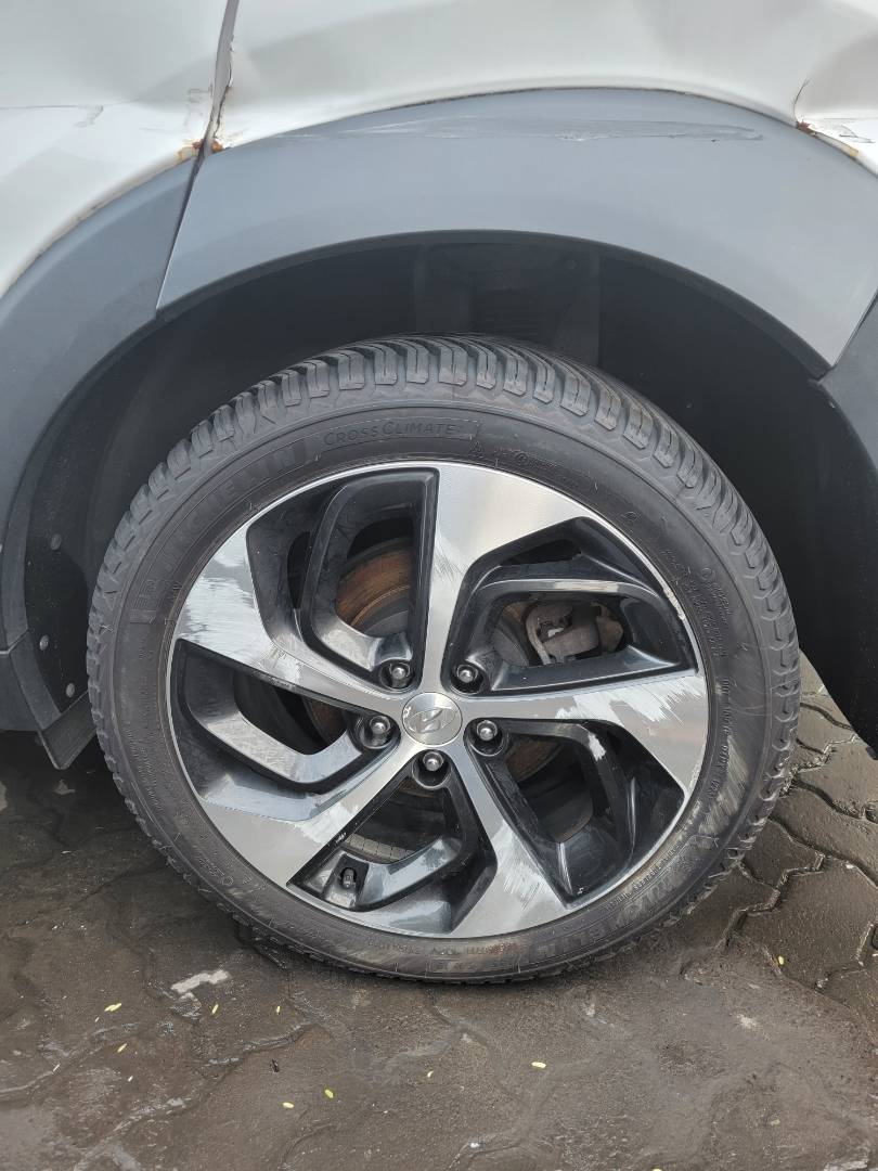 2018 HYUNDAI TUCSON — 63000 Miles — Lot U794173 — Main - Marhaba Auctions Used Cars - Image 9