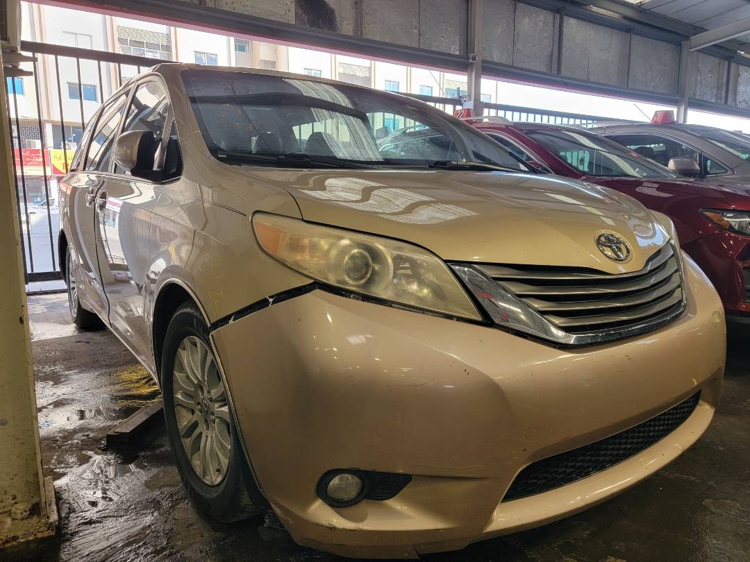 2011 TOYOTA SIENNA — 205767 Miles — Lot 37704394 - Marhaba Auctions Used Cars - Image 6