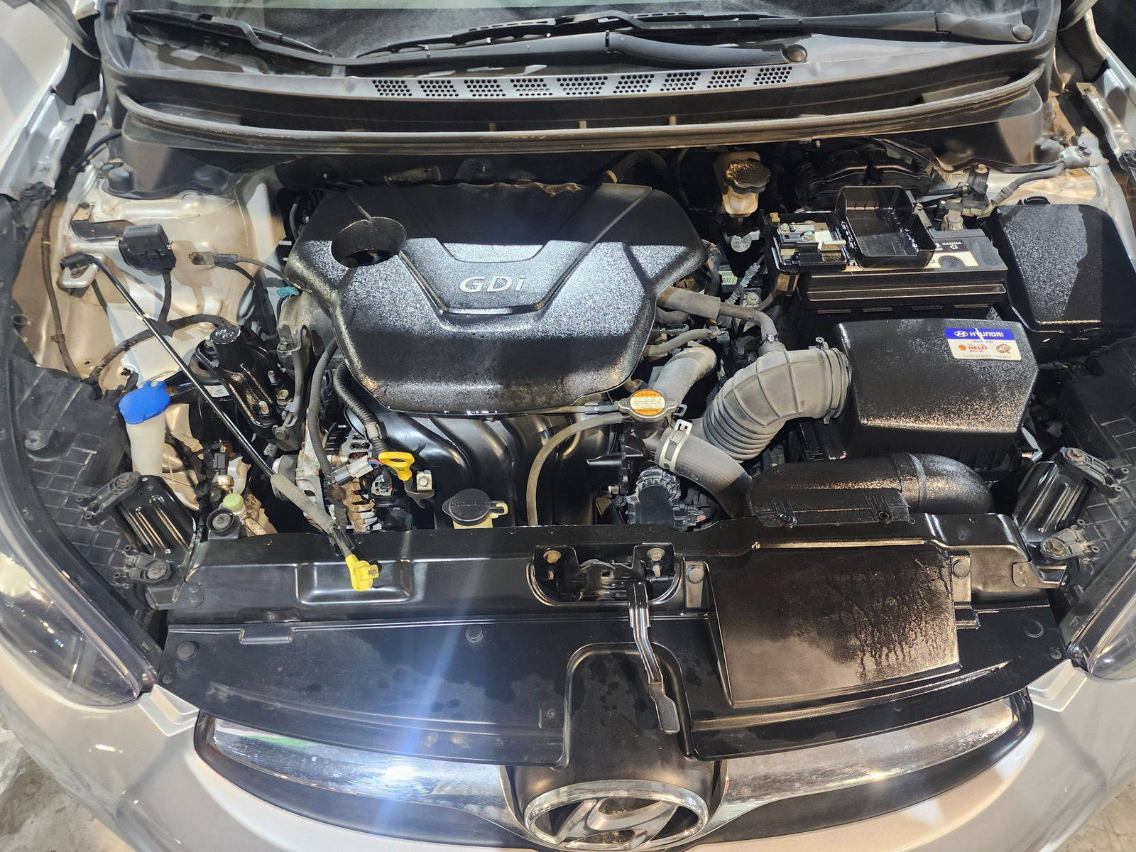 HYUNDAI AVANTE 2011 - Marhaba Auction Used Cars - Image 11