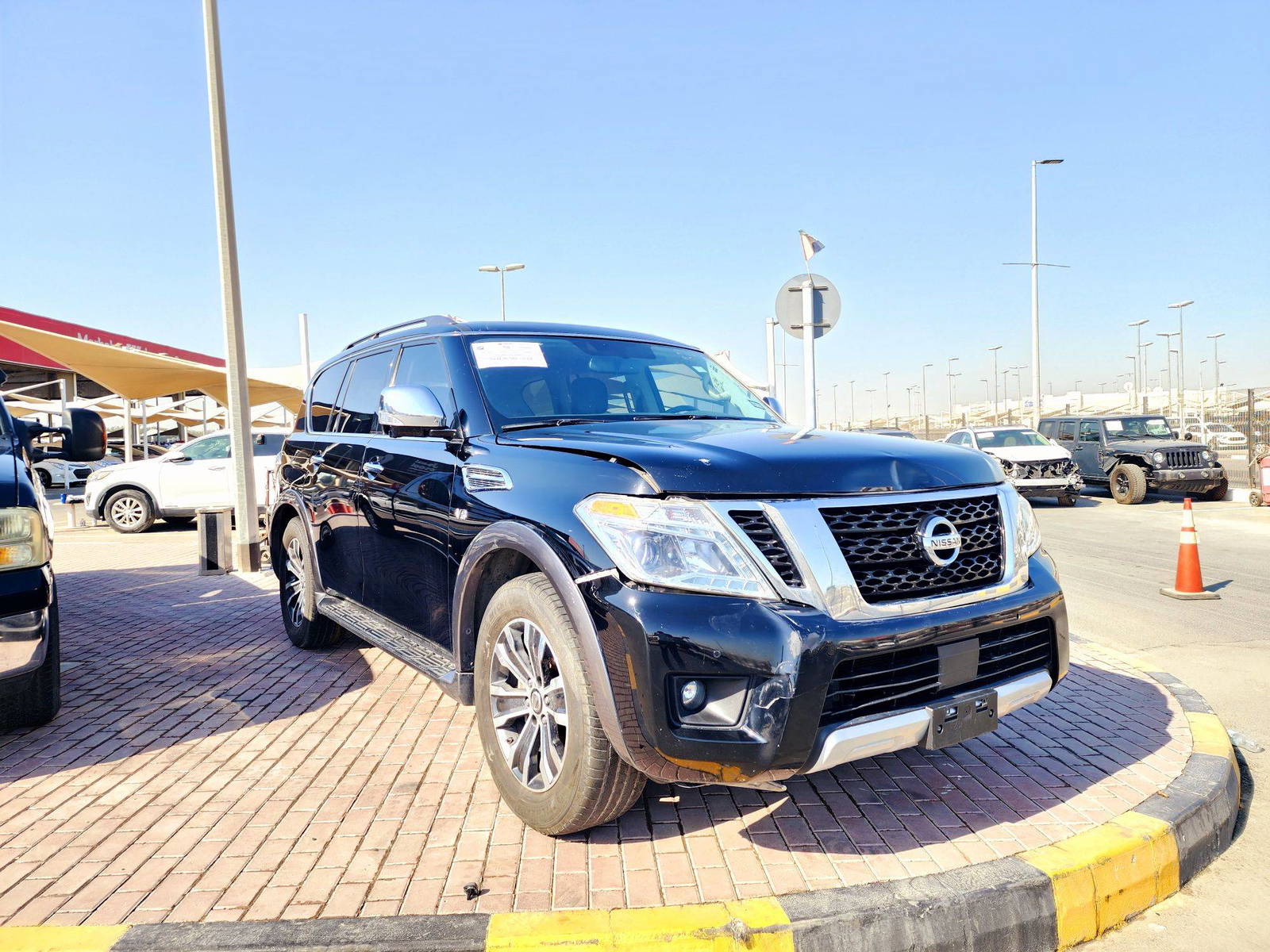 2018 NISSAN ARMADA — 120117 Miles — Lot D7J9056829 — Souq - Marhaba Auctions Used Cars - Image 4